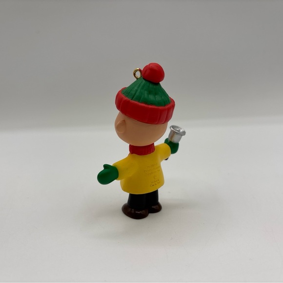 Hallmark Keepsake Ornament 1995 Charlie Brown One Of Four Ornaments Handcrafted - Picture 4 of 12